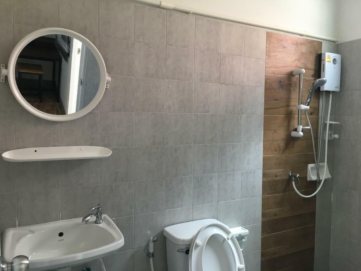 SP Home BangSaen Bagian luar foto